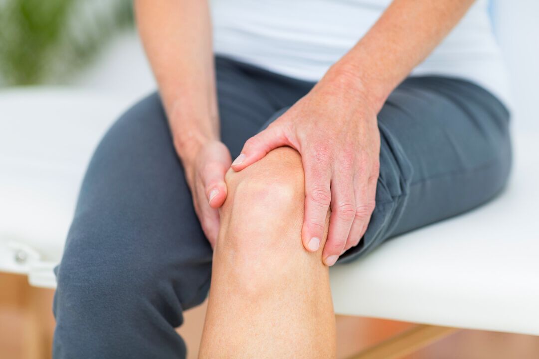 Many people experience pain in the joints of the hands and feet
